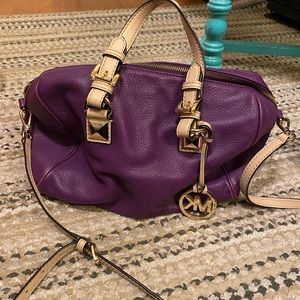 Michael kors handbagMAKE OFFER